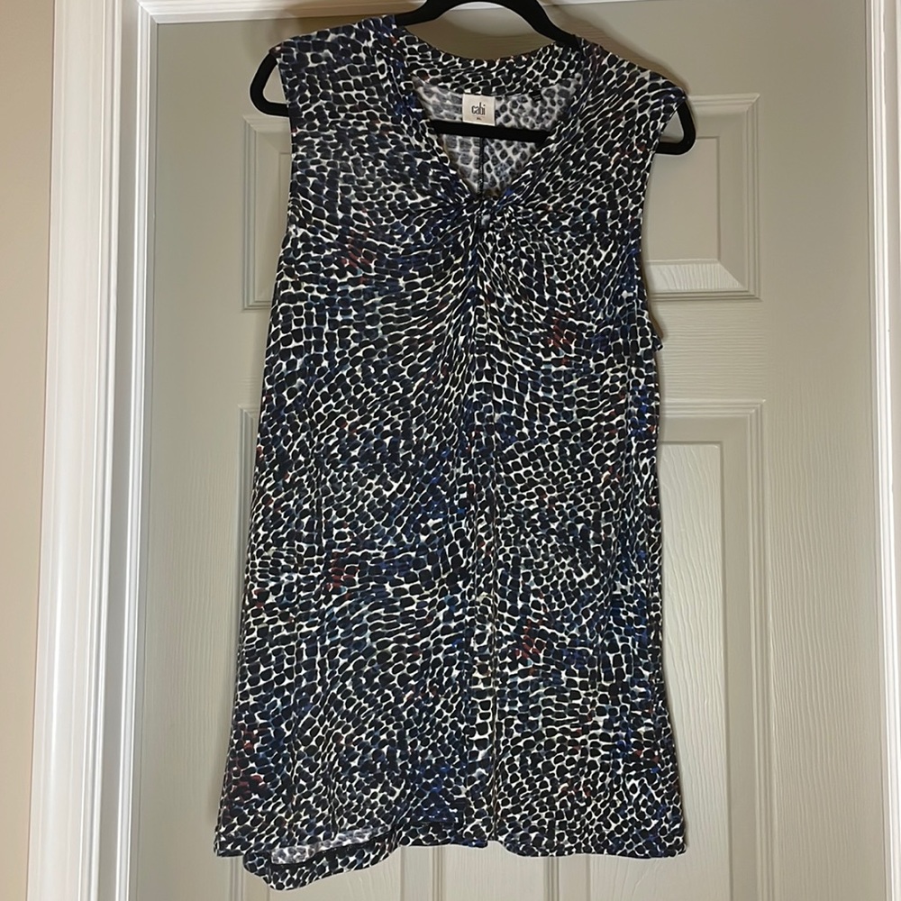|Cabi| Sleeveless Shirt